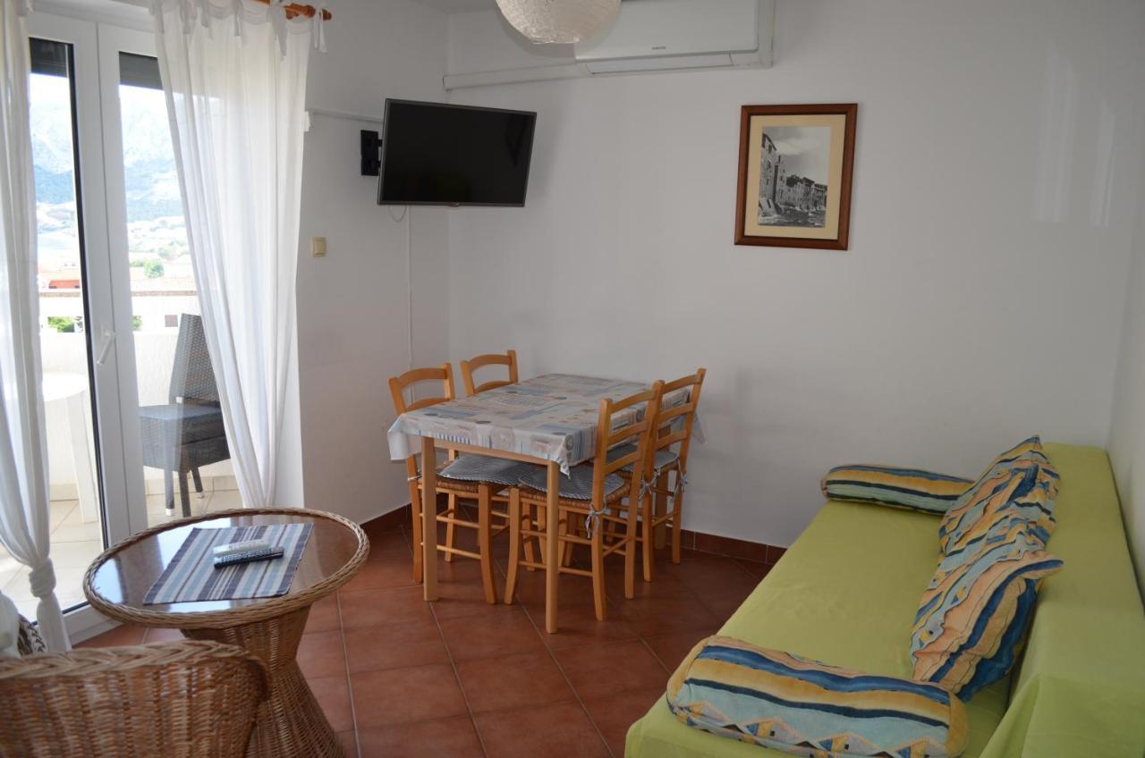 Apartments Leticia I Baška Extérieur photo