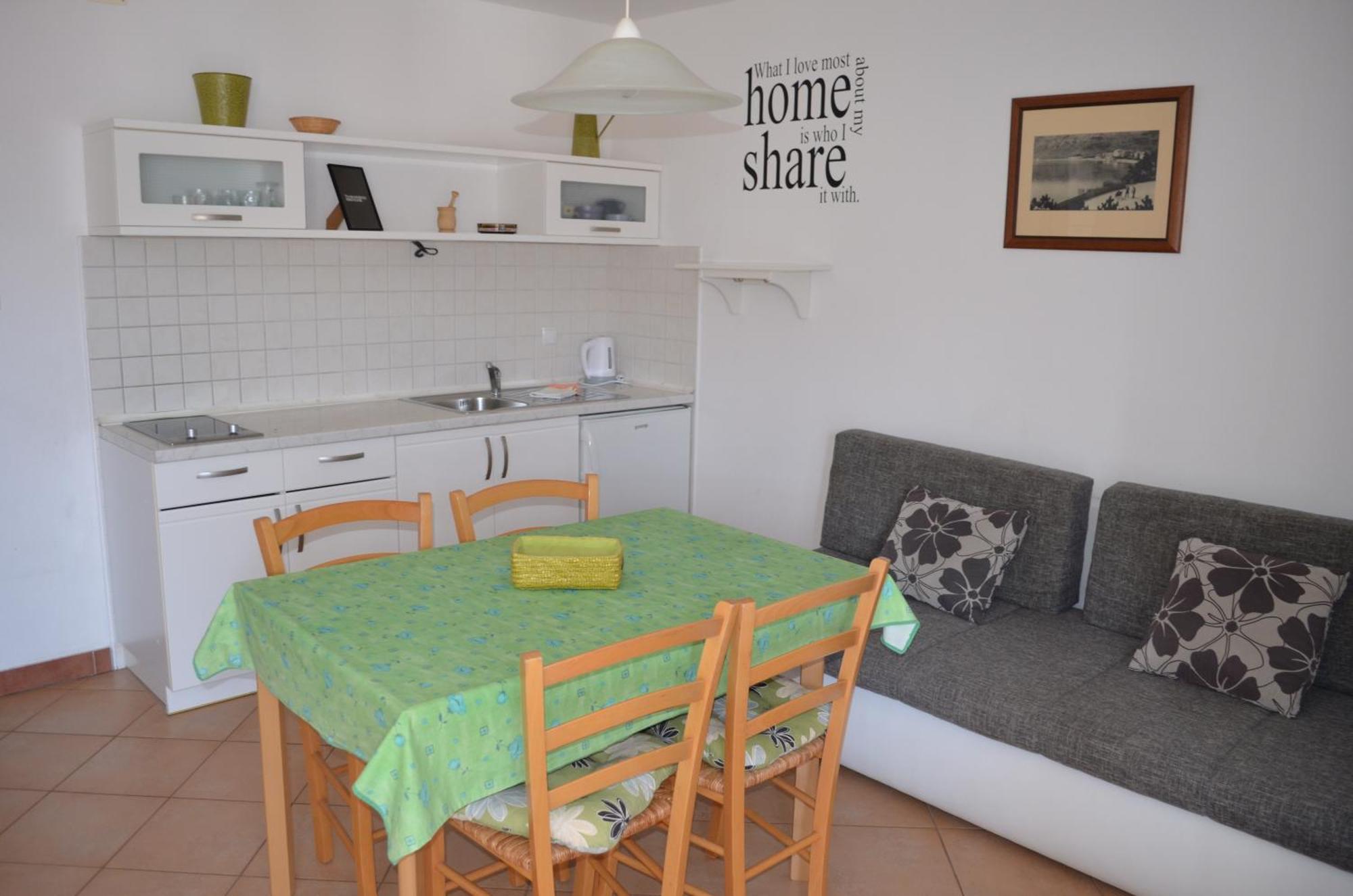 Apartments Leticia I Baška Extérieur photo