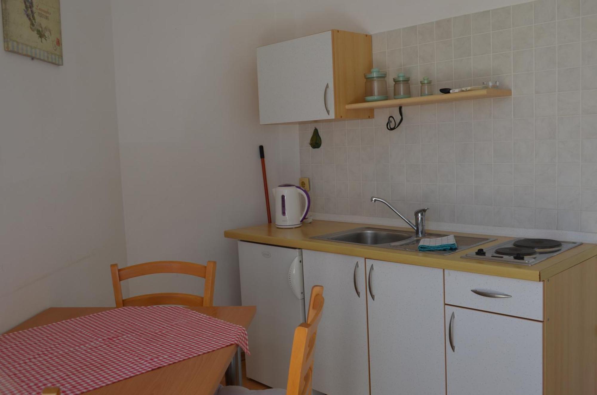 Apartments Leticia I Baška Extérieur photo