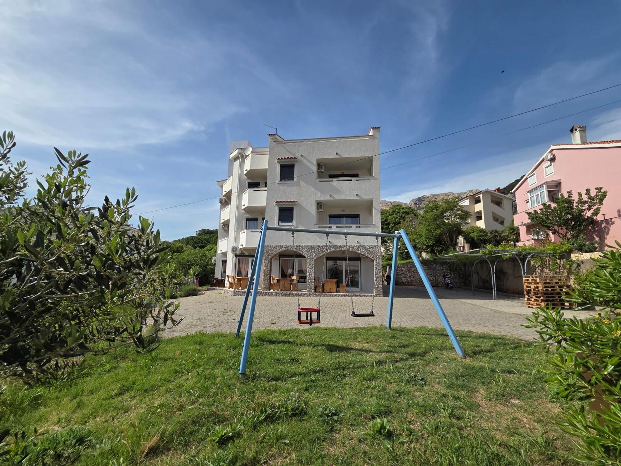 Apartments Leticia I Baška Extérieur photo